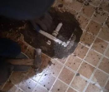 长武卫生间漏水维修公司为您分享下卫生间渗水如何处理及注意事项